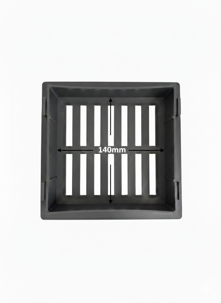 Kratka wentylacyjna 14x14cm prosta plastik