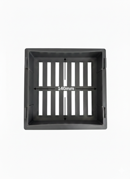 Kratka wentylacyjna 14x14cm prosta plastik